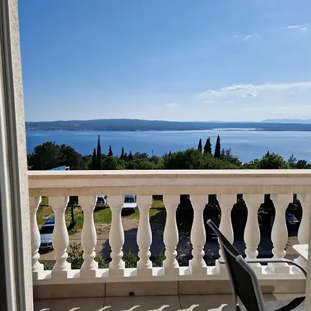Apartment Velic *