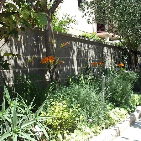 Velic Apartment *