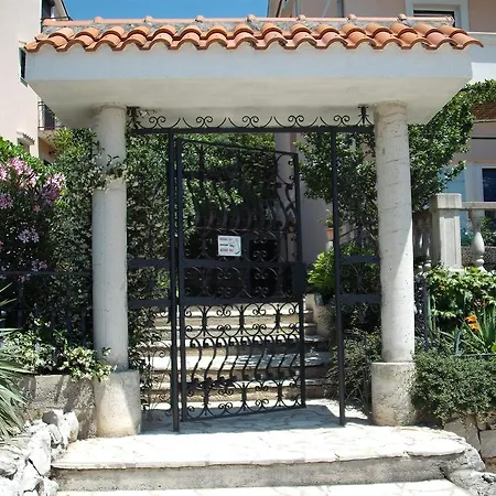 Velic Apartamento Crikvenica