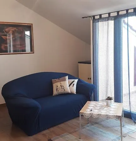 Apartament Velic *