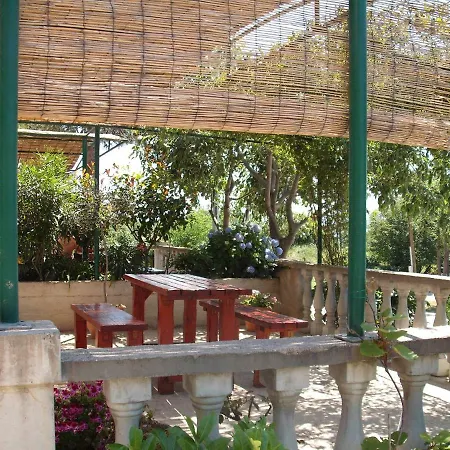 Velic 公寓 茨里克韦尼察